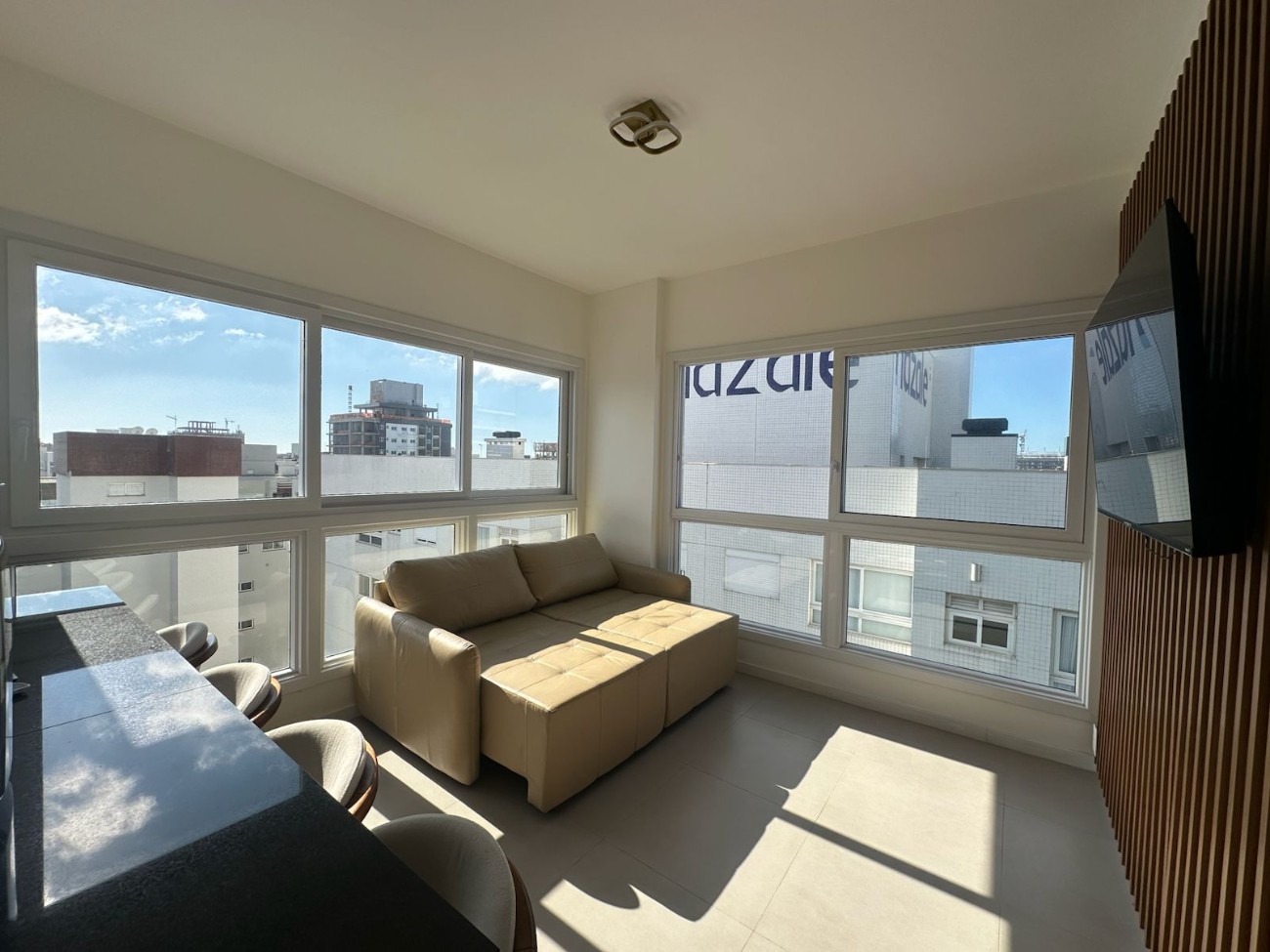 Apartamento 2 dormitórios à venda no bairro Navegantes em Capão Da Canoa - imovel 156