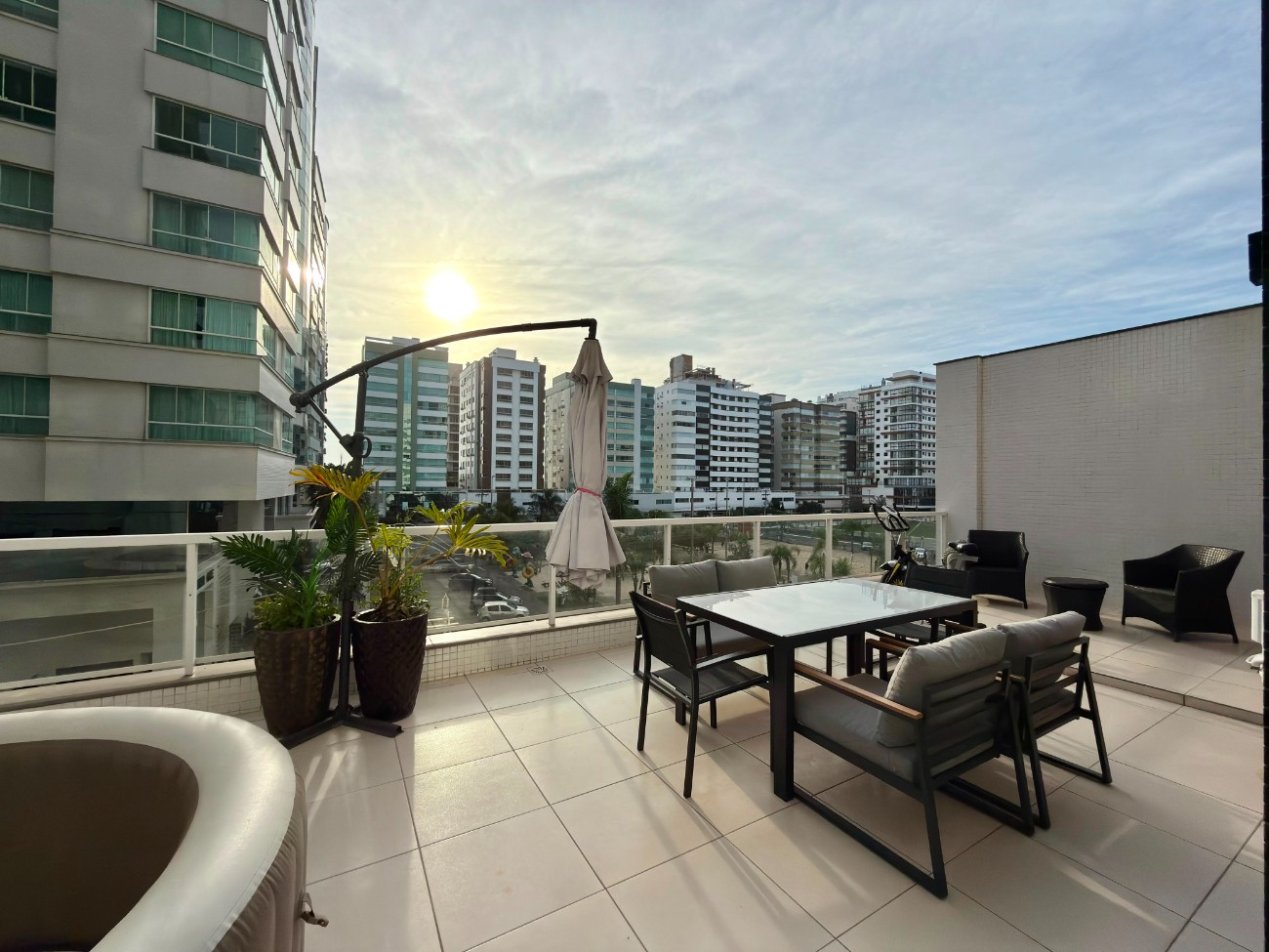 Apartamento 2 dormitórios à venda no bairro Zona Nova em Capão Da Canoa - imovel 320
